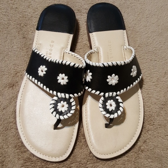 Apostrophe Leather Sandals/Flip Flops. Sz 8. - Picture 2 of 8